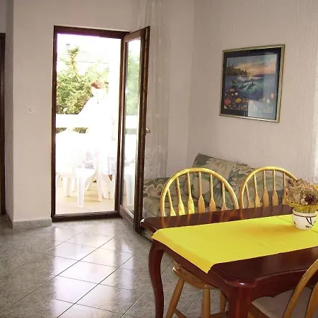 Apartment Dragica Malinska