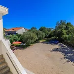 شقة Dragica